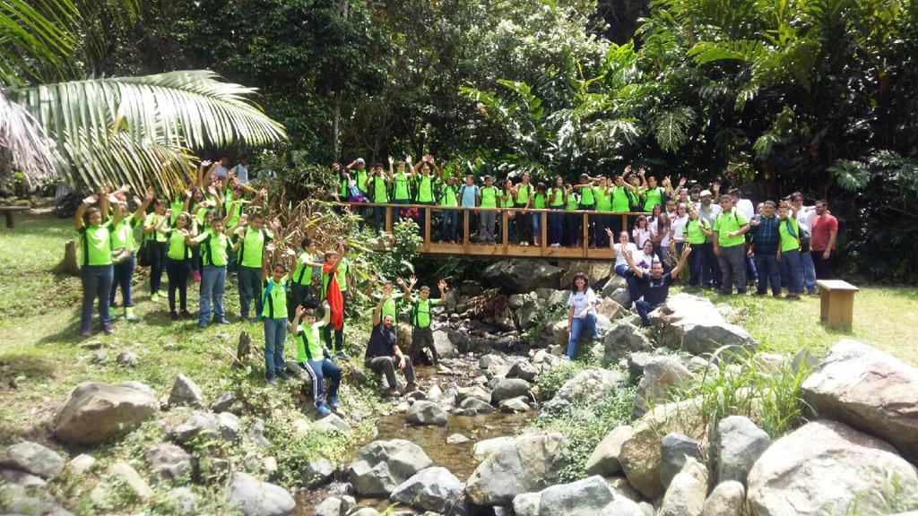 casapuebloorg's tweet photo. ¡Cumplimos! Bosque Escuela La Olimpia por nuestros jóvenes. http://t.co/EDVnDpTtgl