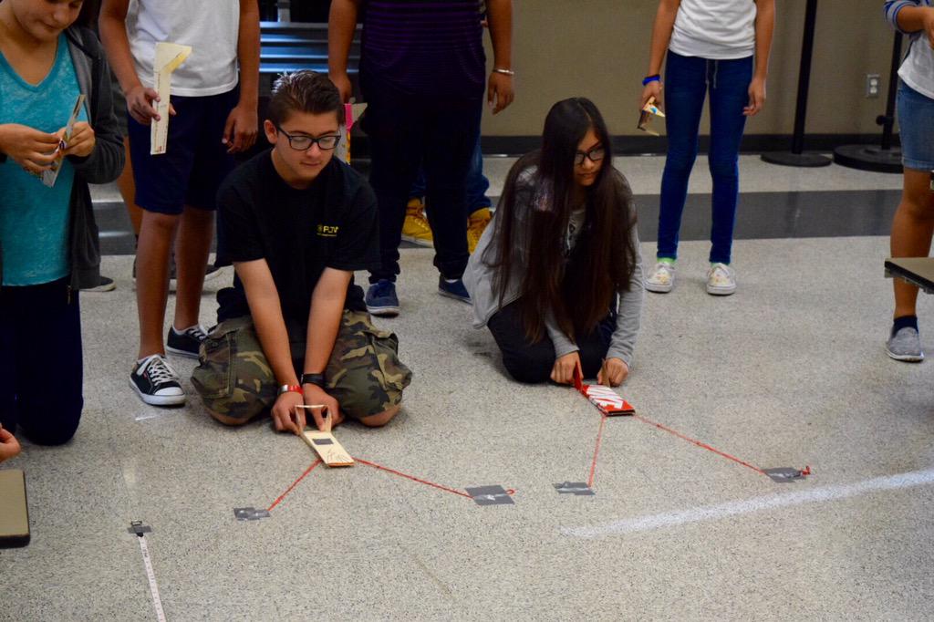 ttansopalucks's tweet photo. Racing cardboard skimmers that emphasizes precise measurements! #designandmodel #pltwproud @DowneySpartans http://t.co/3CaDQQ1lM7