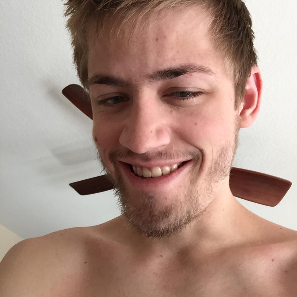 Sodapoppintv's tweet photo. My #wcw is myself because fuck everyone else and I still don't know what wcw fully stands for. http://t.co/ODoiFcUM69