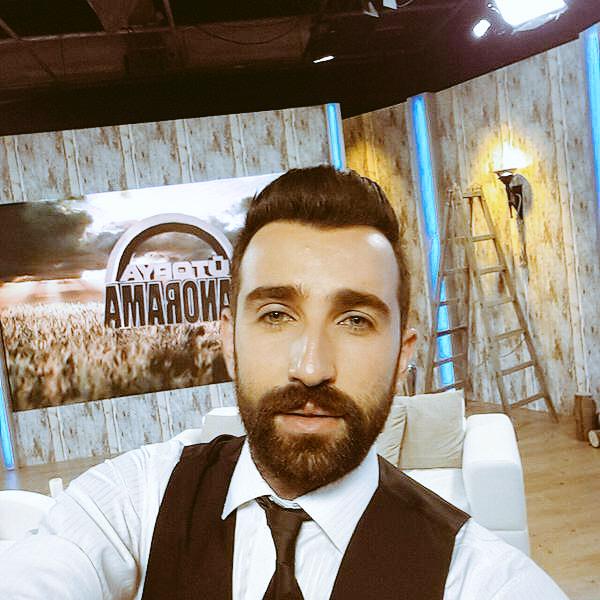 mikiciyiz's tweet photo. #uetopya #bahadirderici  zirvetuncaykesindir
 Bahadır ilk onbeşte olsaydı, semih finali teleskopla anca görürdü.!!! http://t.co/R90tLeLaqS