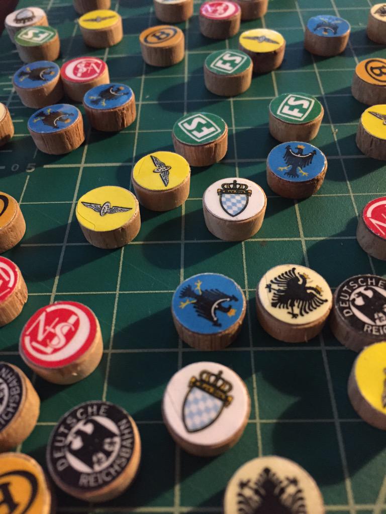 cardboardklar's tweet photo. Token progress #pnp #18EU http://t.co/bd3jckFg6R