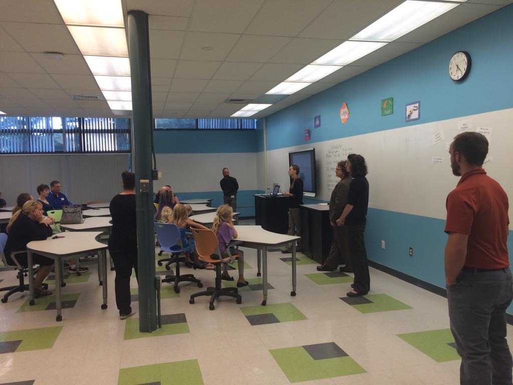 BDerCola's tweet photo. Great turn out at open house! #VPTECH #NYSPTECH http://t.co/PYQtWzgiHf