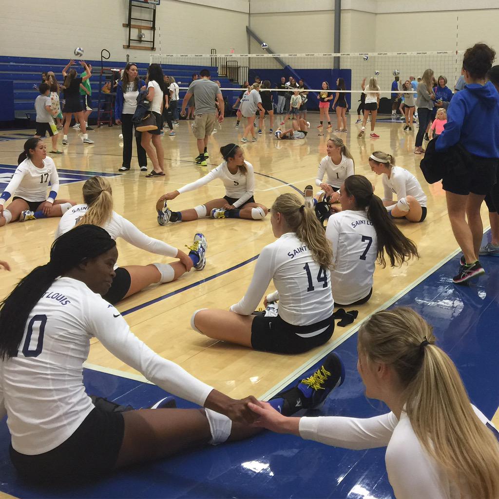 SLU_Volleyball's tweet photo. This is what the gym looks like after we sweep previously undefeated Mizzou #soldoutcrowd #SLUtember #showmeshowdown http://t.co/4AMw17kCQc