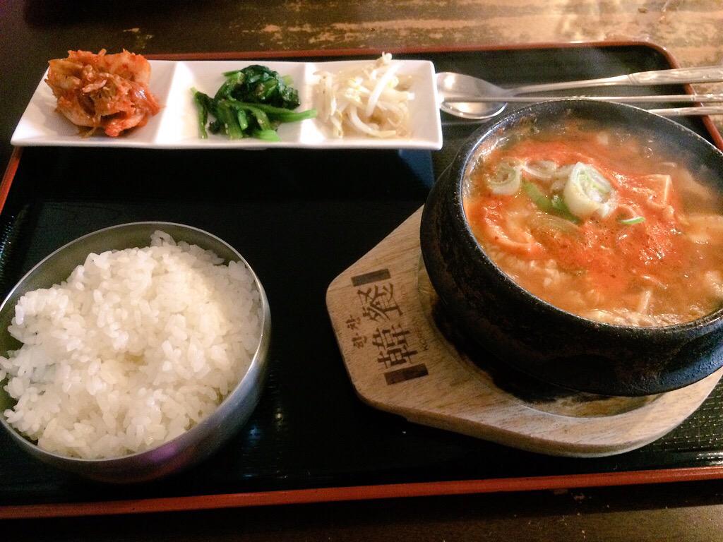 3414TaKeP's tweet photo. 韓国料理食べました😻

一人ですけどね... http://t.co/MjXyplvXXi