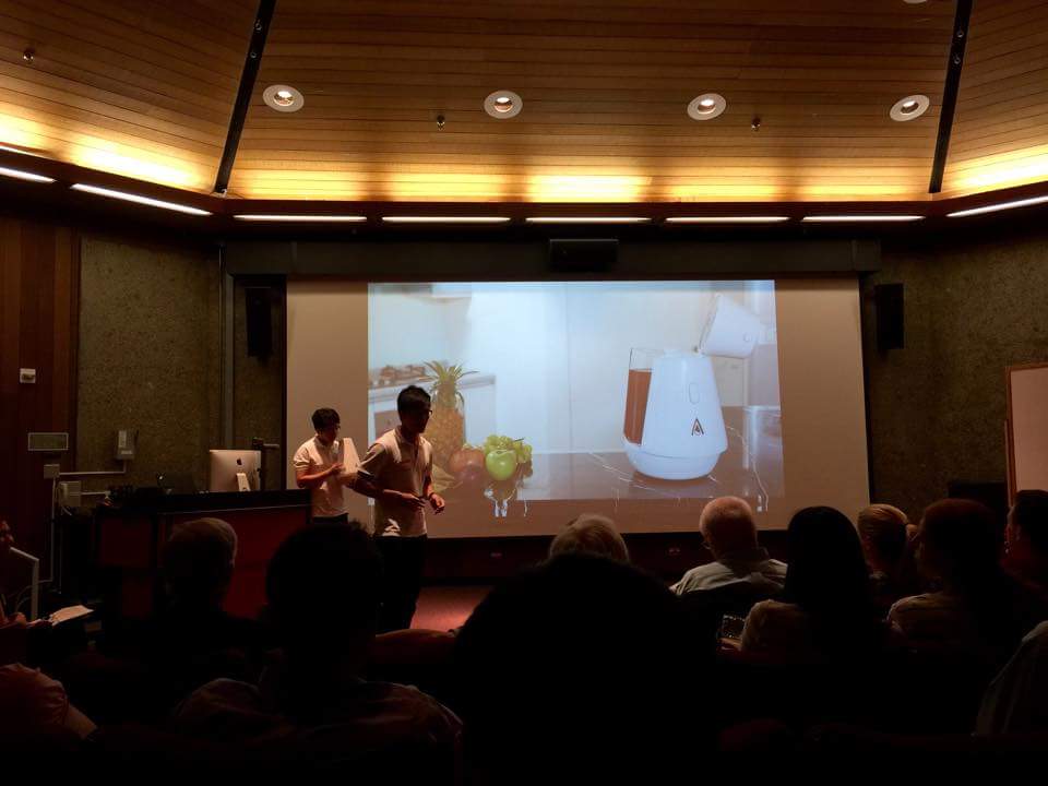 Alchema21's tweet photo. Our first pitch @SVEntrepreneur #pitchnight http://t.co/DHcVtfnSOa