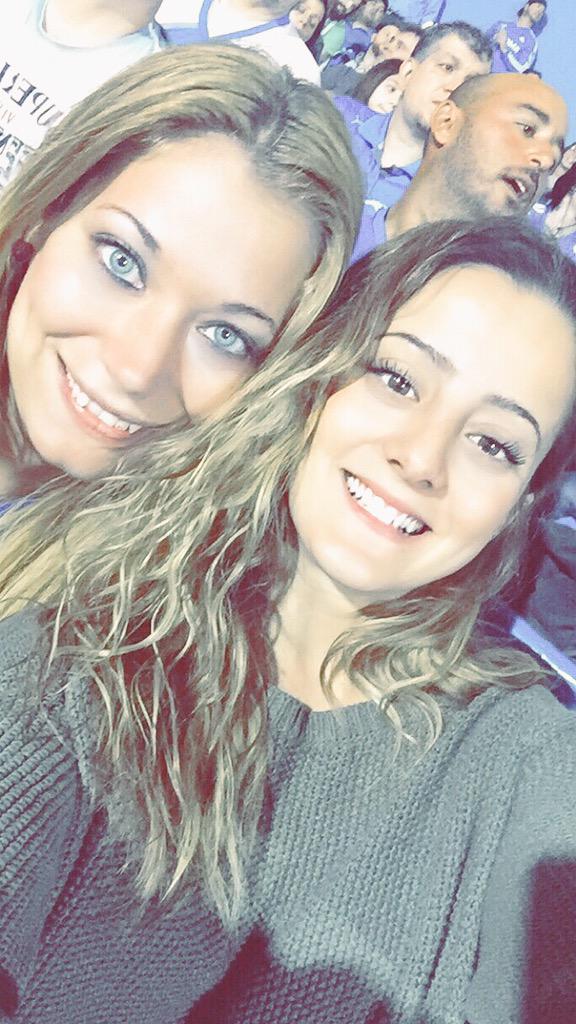 AlsC_Lory's tweet photo. Avec ma capitaine @AlsC_MarieEve au match de @impactmontreal Merci @AlsC_Julie et coach Larouche pour la surprise ⚽️ http://t.co/fTEaRUJYKI