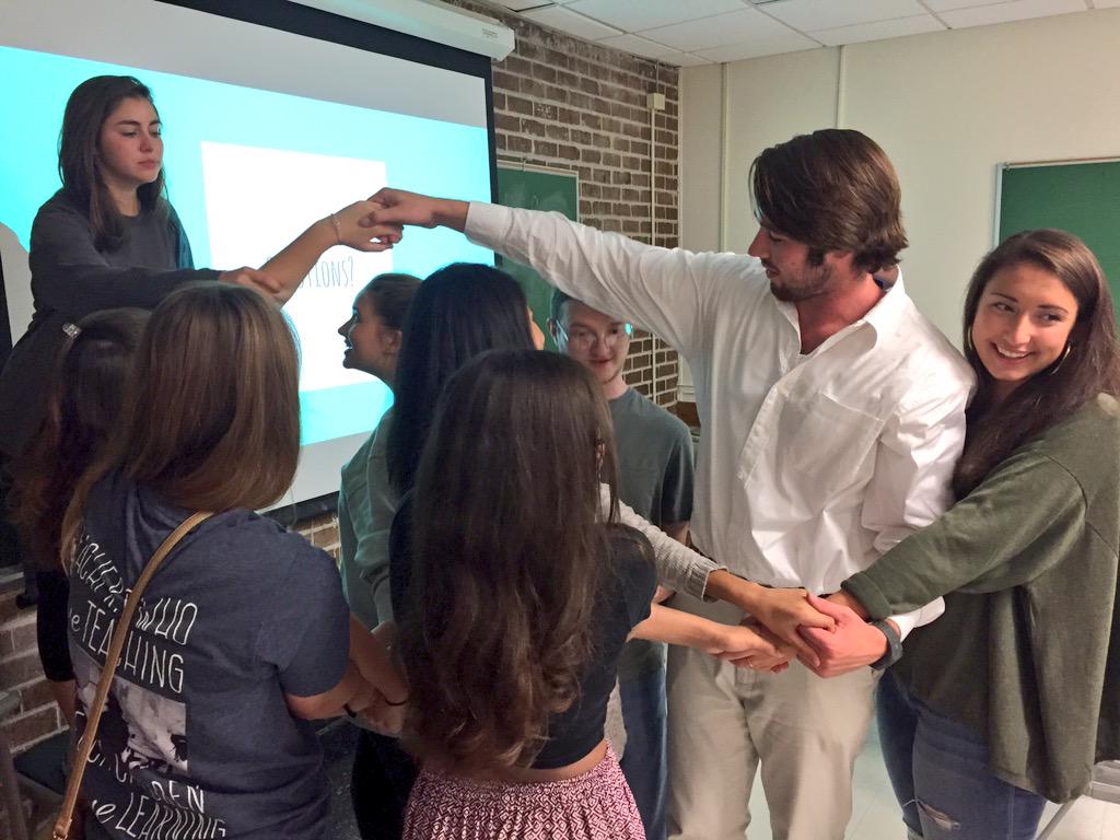 CofCSAA's tweet photo. New SAAs tackle the human knot. Getting to know each other ๐๐ผ #cofcsaa http://t.co/nRcFxQkGhb