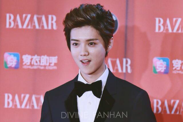 elutist's tweet photo. it's amazing how incredibly beautiful luhan is! he really does give the sun a reason to shine http://t.co/qnUtlZJlKu