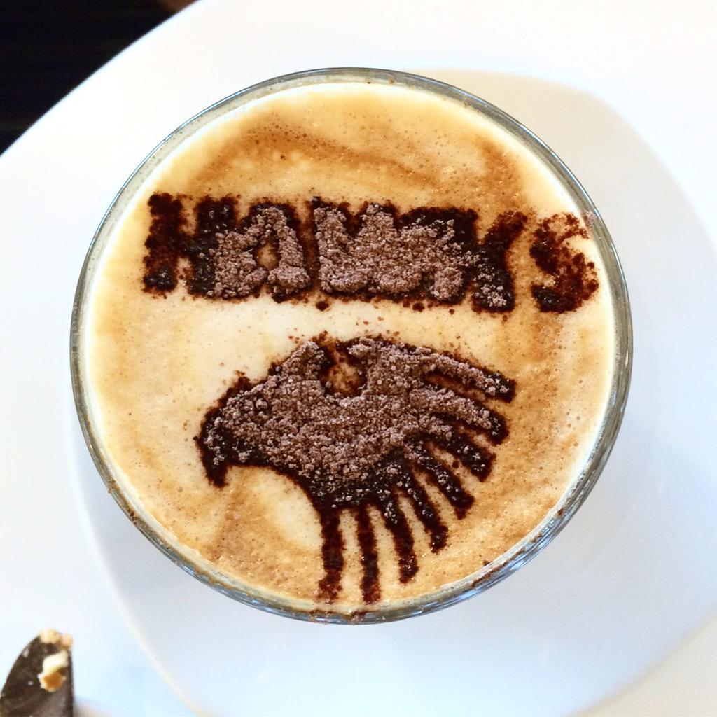 HawthornFC's tweet photo. When Hawk fever hits the @virginaustralia lounge 👌🏼 #PlayYourRole http://t.co/WJdGZ5cE9k