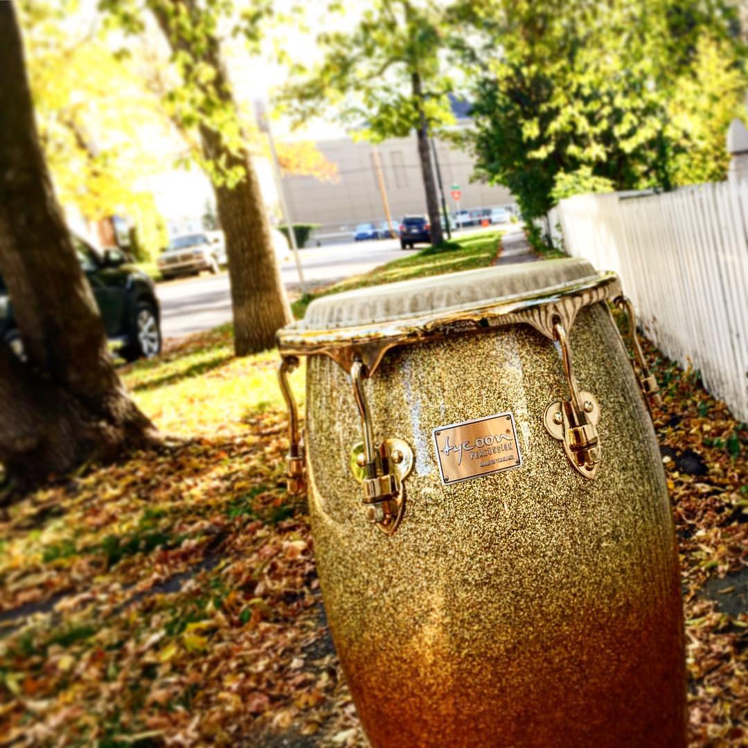 TycoonPercEspan's tweet photo. #FotoDelDía El atardecer TYCOON #Congas Master Platinum Serie Sunrise Fade Cortesía de #LuisElPana @daddariocanada http://t.co/IMQGQJmF2b