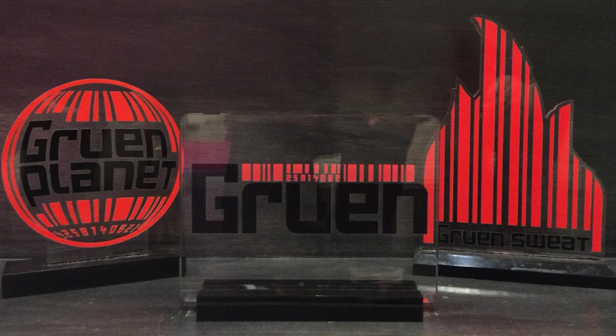 RedJelly_Tas's tweet photo. Nice little line up in the Red Jelly Reception. #ThePitch @GruenHQ http://t.co/dXXtHSH7Pv