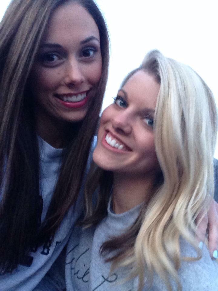 LacieWebb's tweet photo. It'd be real nifty if you sent us to see Swifty! @taylorswift13 @aspentharris  #1037taylor http://t.co/rk4k5auQad
