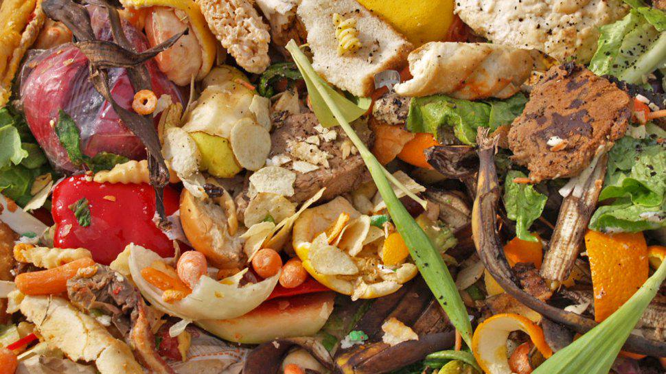 TopCommonGround's tweet image. Pres. Obama, channeling your mother, has had it with you not finishing your dinner. buff.ly/1OuDES6 via @grist