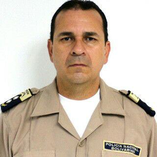 DouglasRicoVzla's tweet photo. El #CICPC lamenta la pérdida de JOVES GARCIA en la Cota 905 Combatiente de la @CPNB_VE Fuerza a familiares y amigos!! http://t.co/Ir3bC6G3Te