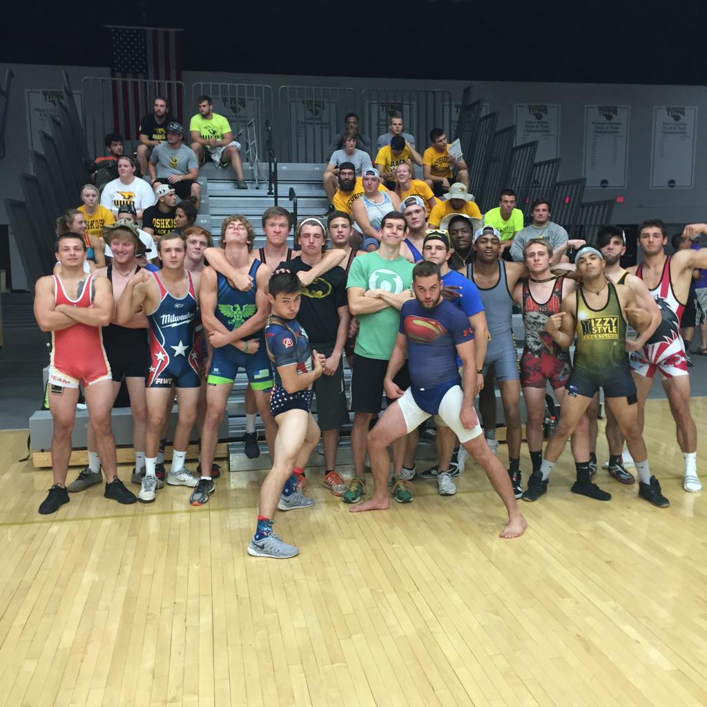 KolfPack's tweet photo. The #KolfPack is out in big numbers tonight, watching @UWOVolleyball take on Whitewater! http://t.co/GECsggidTF