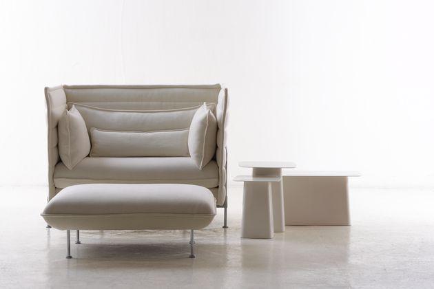 EnviroAtWork's tweet image. Alcove Sofa @Vitra #privacyatwork #enviroatwork #workplaceretreat #roomwithinaroom ow.ly/Sgoel