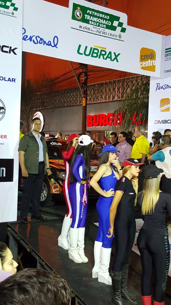 CastrolParaguay's tweet photo. ¡Hoy fue la largada simbólica del #TCR2015! Éxitos Tiago Weiler y Fernando Zuleta. http://t.co/MpUrVxCPQJ