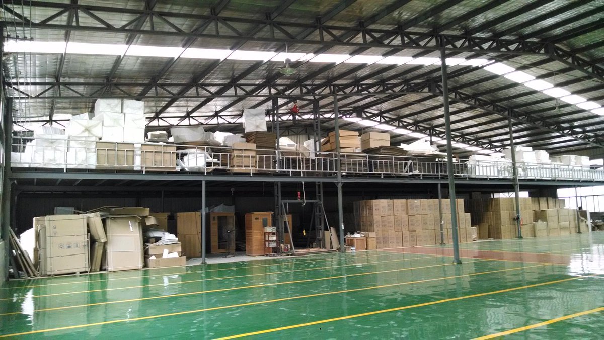 syeye's tweet image. 刷了地坪漆好看多了