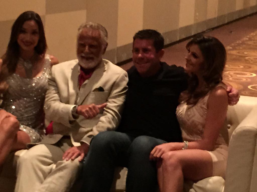 dougcomings's tweet photo. Bucket list - I've now spent time with the most interesting man in the world and a few of his peeps. #chilis40 #BOOM http://t.co/WmF1ZKxFOB