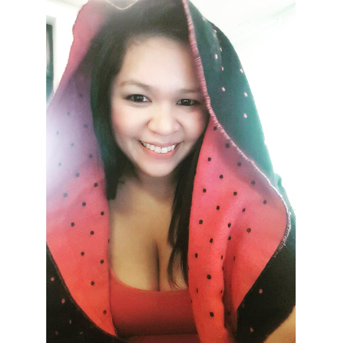 iamdancy's tweet photo. Yay, last workin' day for the week! #myfriday http://t.co/wfimrdEDfo