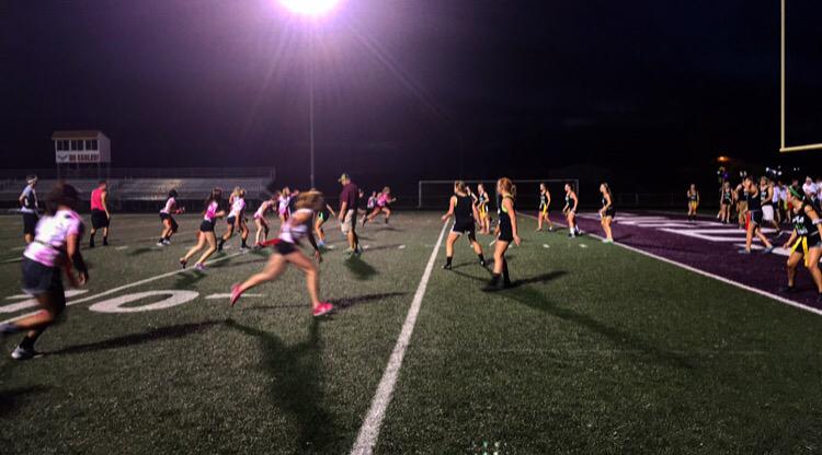 DunlapYoungLife's tweet photo. What a great night for some football!!! 👊🎀🏈❤️🌙 #DHSYL http://t.co/6XrGRYhhod