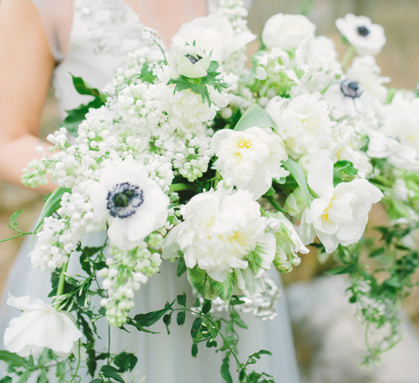 stylemepretty's tweet image. Bouquet loveliness: stylemepretty.com/destination-we… Photo: Rodion Shapor