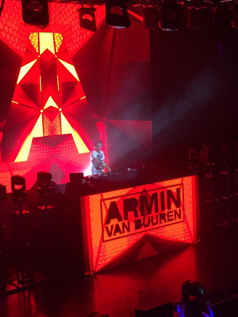 Mo_Boston_'s tweet photo. Inspiration #arminvanbuuren #boston #musiclivesinme http://t.co/aiDLKxkvmb