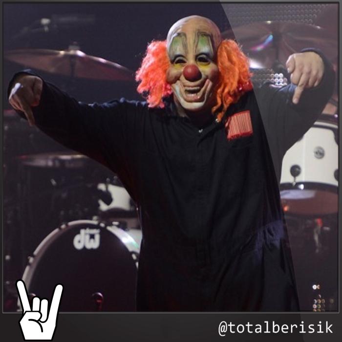 totalberisik tweet picture