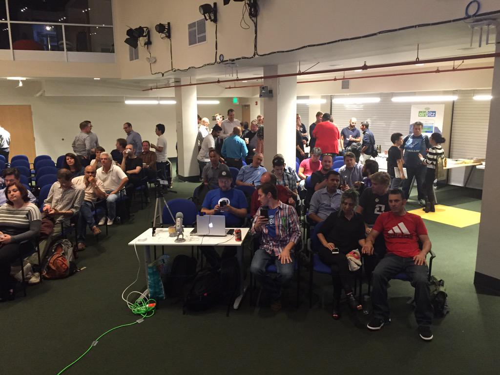 paullinator's tweet image. Awesome lineup at @HeroCitySpace. #Bitpanel in session w/ @MarshallHayner @tatianacoin @2drewlee &amp;amp; @Disruptepreneur