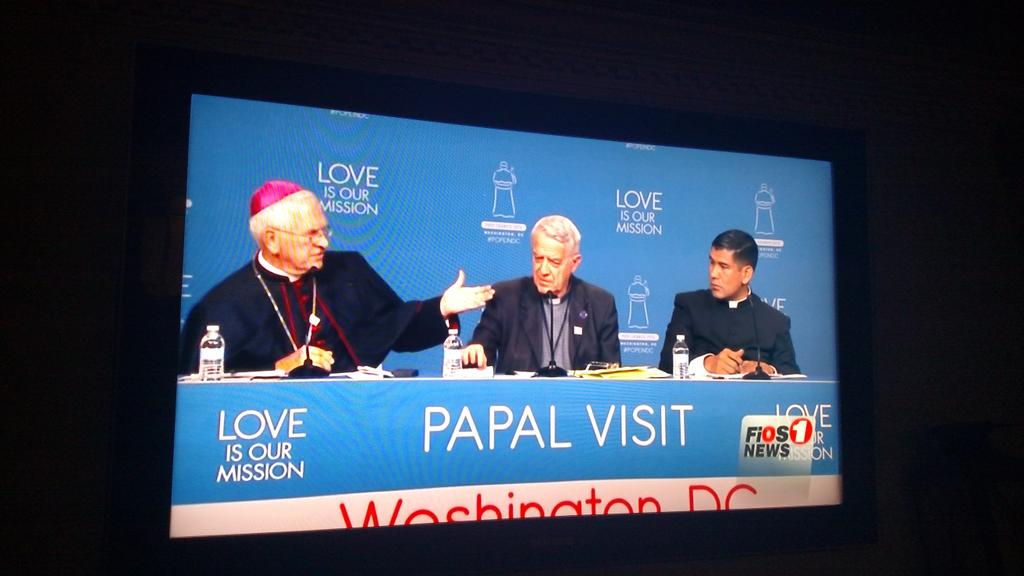 williams521d's tweet photo. @TweetingPriest congrats on the huge honor!!! Very proud to see you in NY after the best homilies from NU! Greatest http://t.co/iiKmZPD2yZ