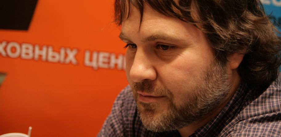 PrideRussia's tweet photo. Александр Гезалов из Петрозаводска занимается адаптацией выпускников детских домов http://t.co/duJ9UDXD0h http://t.co/L58WUrYSQw
