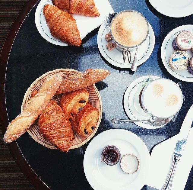 ilrossoPuerto's tweet photo. Los jueves toca empezar el día con mucha energía porque hoy volvemos con vosotros!!! ¡¡Buenos dias #Rossos!! http://t.co/BKftFUJev4