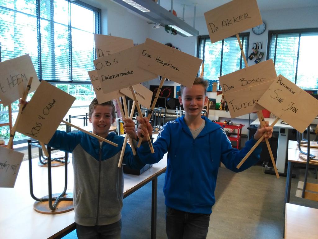 lyceumdegrundel's tweet image. Organisatie sportdag voor de basisscholen door #2HAS in volle gang. #morgen