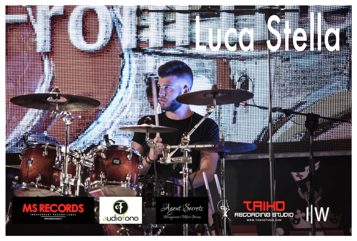 Audiofono's tweet photo. Ve lo abbiamo accennato...Luca Stella benvenuto tra noi!!!!!#audiofono #msrecords #taikostudio #agentsecrets http://t.co/4X6KRwKjYz