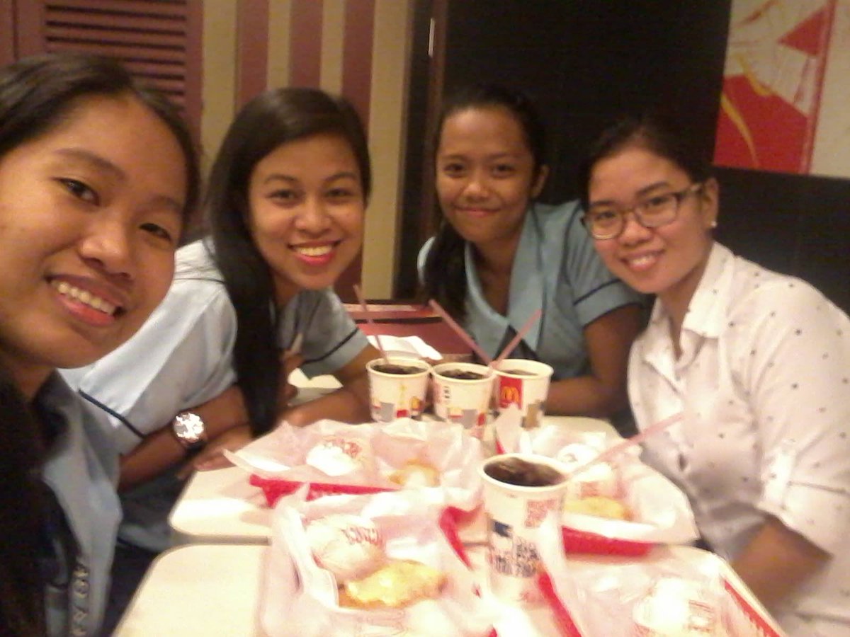 heizelsj's tweet photo. Love ko to! @McDo_PH Delicioso :-) <3 :-) <3
@aldenrichards02 @mainedcm
#ChickenFilletAlaKing http://t.co/fqWw6W9mMR