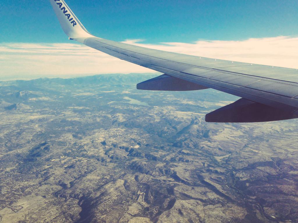 paulavaa96's tweet photo. ✈️ http://t.co/2997VDrfJi