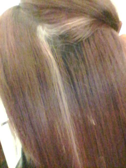 AhoyLauraFaith's tweet photo. Lol look what came back. Proof I need to re-dye my hair when my white hair from when I was 7 returns XD PraiseSatan http://t.co/pYZhOlaHiT