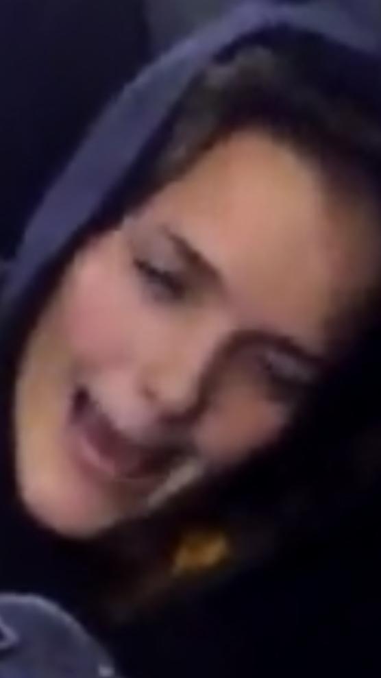 Keg_Couture22's tweet photo. Happy birthday @mariahreed13 ! 19 looks really good on you ;) http://t.co/8aBvqq6UqG