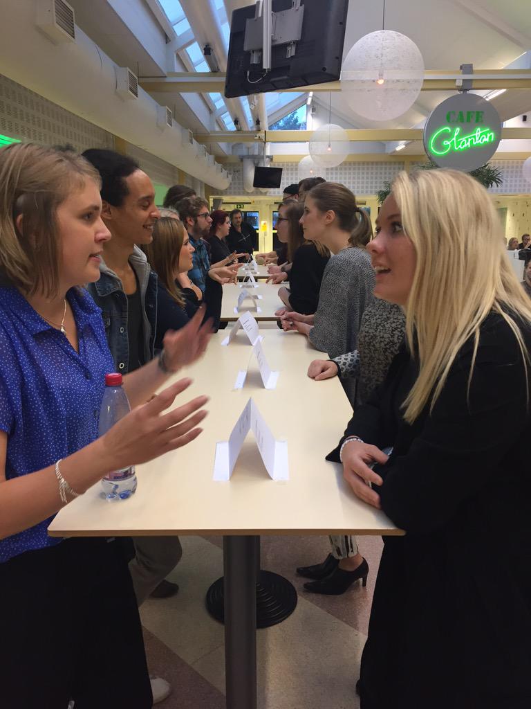 MorgonpassetiP3's tweet photo. VI KÖR SPEEDDEJTING FRÅN @KAU ❤️❤️❤️ http://t.co/PYmQ7DW63M