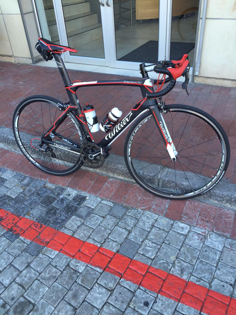 FanninMike's tweet photo. Ready for a little pedal @IMSouthAfrica #training #lsdride @liezelv http://t.co/iWI4XpoElt