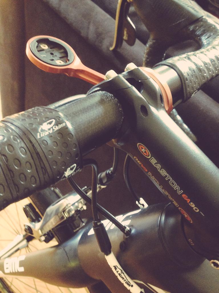 Kevstercyclist1's tweet photo. @Cyctecdist @KEdgeBike mounts #lizardskins tape #alligator cables http://t.co/n2yif3hkN6