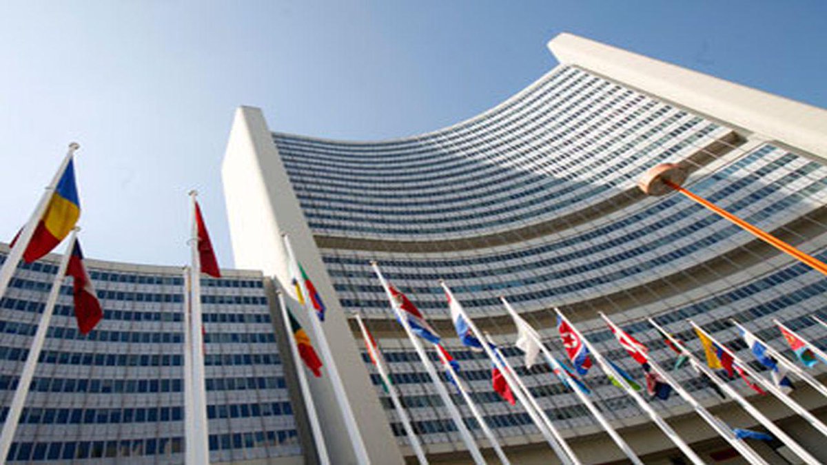 India to host G-4 summit, to seek early reforms of UN Security Council
bit.ly/1PvIOuw