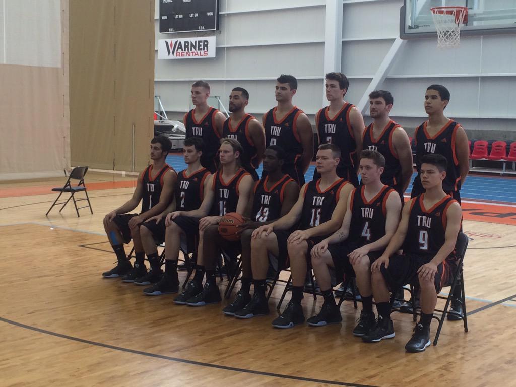 GoTRUWolfPack's tweet photo. @GoTRUWolfPack MBB at picture day. #kamloops #mytru #cwuaa http://t.co/xCXyVM8pQx