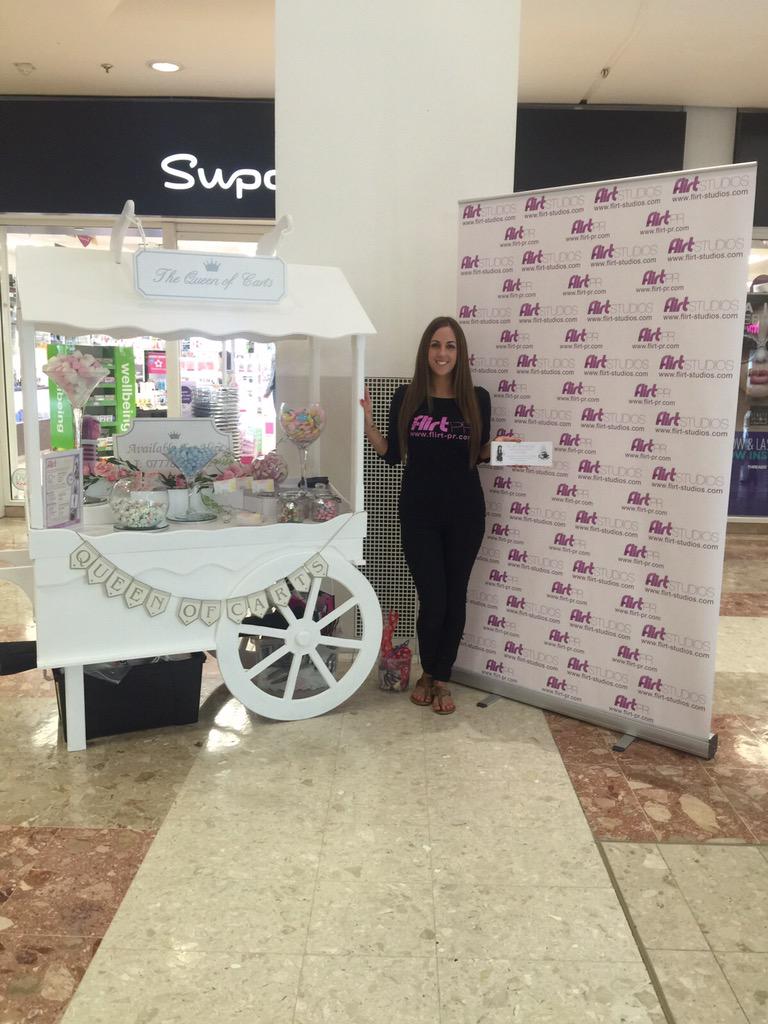 queenofthecarts's tweet photo. Having a special event wedding, baby shower, bday party ,works party , hen party we have lots of different themes http://t.co/Kr5SluZkum