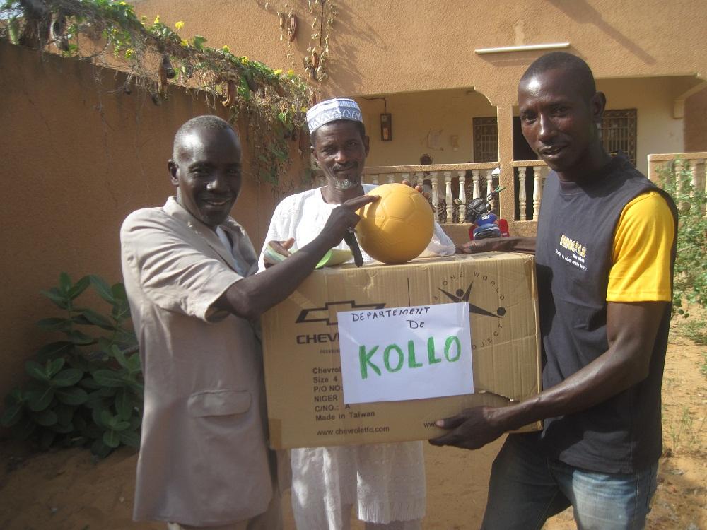 ProjectPlayOrg's tweet photo. #ProjectPlaySoccer #Africa #OneWorldSoccerProject http://t.co/RMKvK6lWGr