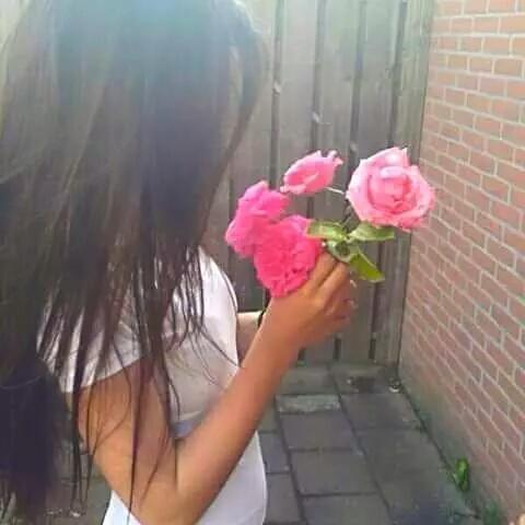 '
 
كل عام و انتم بنعمة تبقى عُمر، وكل عام وانتم بخير مع من تحبون 💜💭...