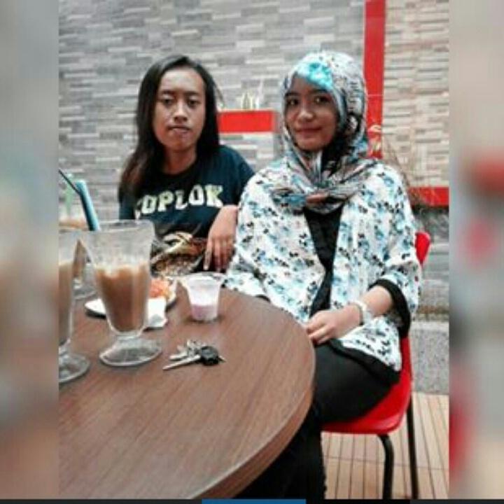 Desi KW (@22desi1) on Twitter photo 