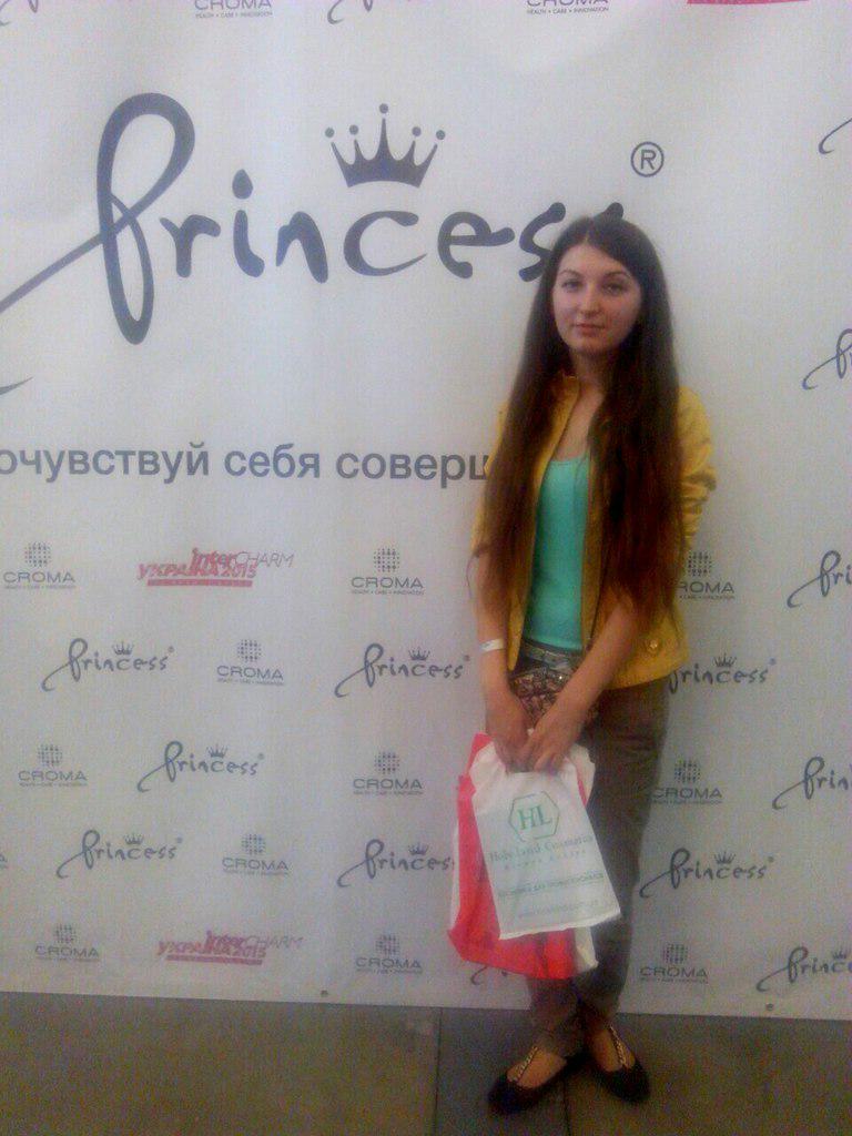 KetrinDjons's tweet image. 💛 #InterCharm2015 💙 👑 #Princess 👑