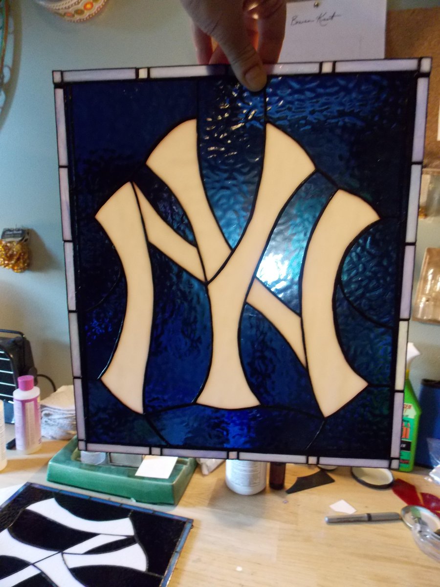 GlassWeaver's tweet photo. #newyorkyankees custom stained glass. http://t.co/d7ncjRnbjf http://t.co/ShcYeeSAeb