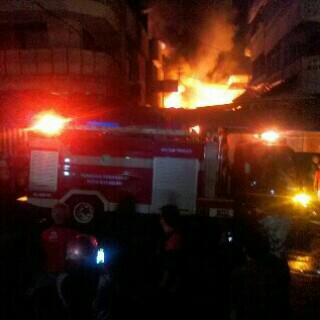Pasar Pelita kebakaran . . . #KotaSukabumi